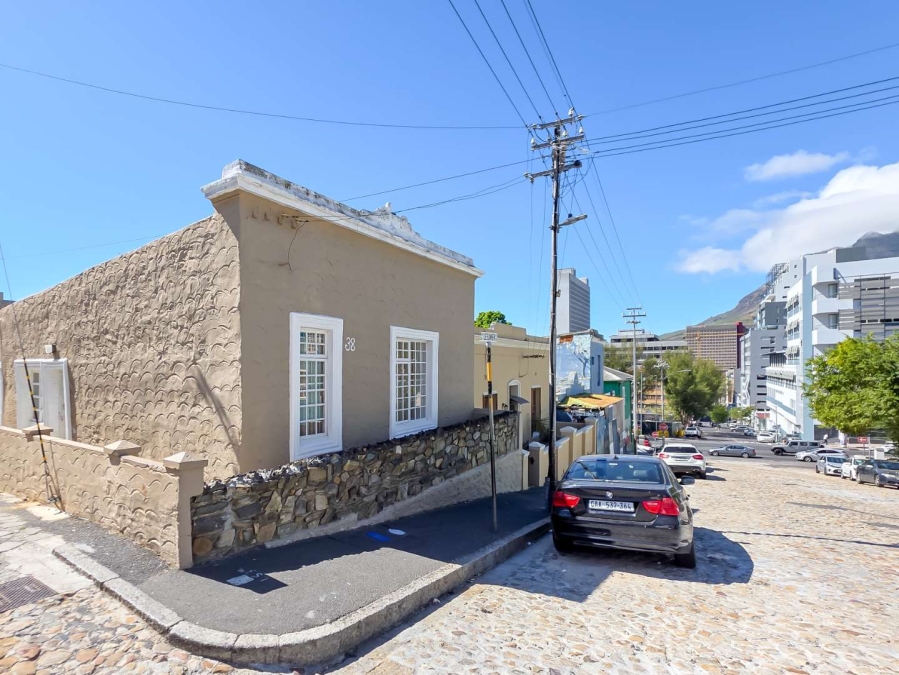 2 Bedroom Property for Sale in Bo Kaap Western Cape